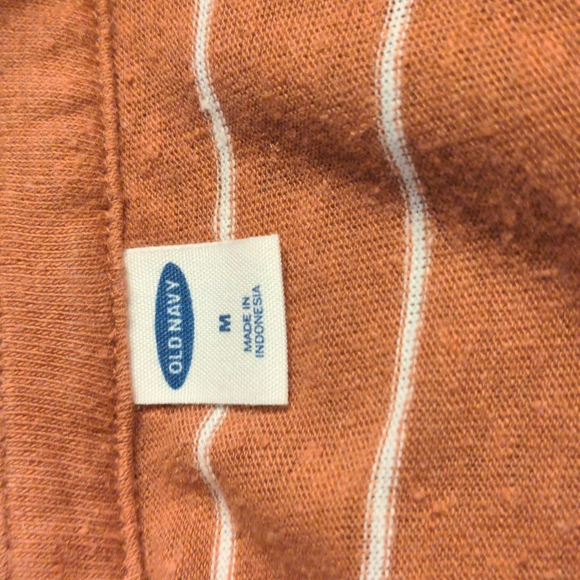 Linen blend button tee - Picture 2 of 2